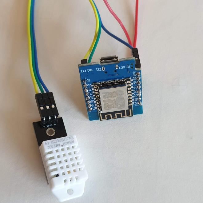 DHT22 on a breakout board connected to a D1 mini